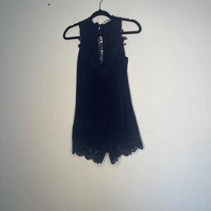 Elegant Black Lace Women's Accessory​